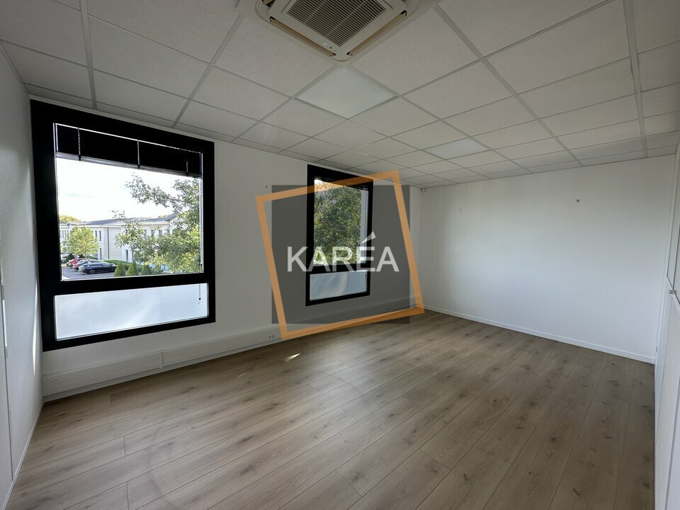 KAREA LOCATION-BUREAUX-SERRIS-77