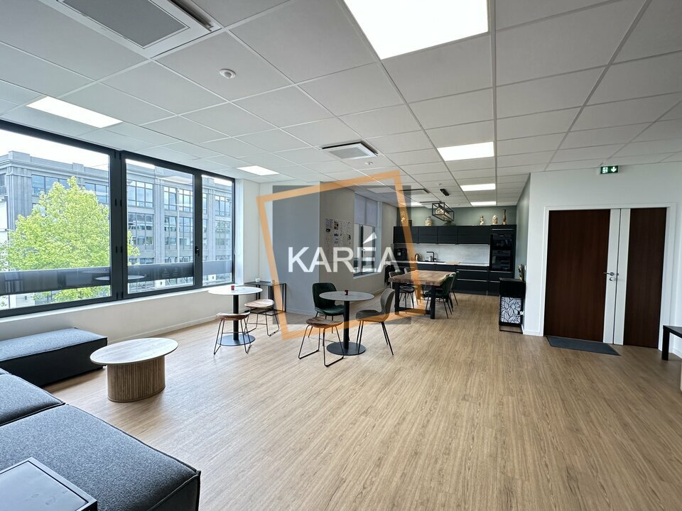 KAREA LOCATION-BUREAUX-CHESSY-77