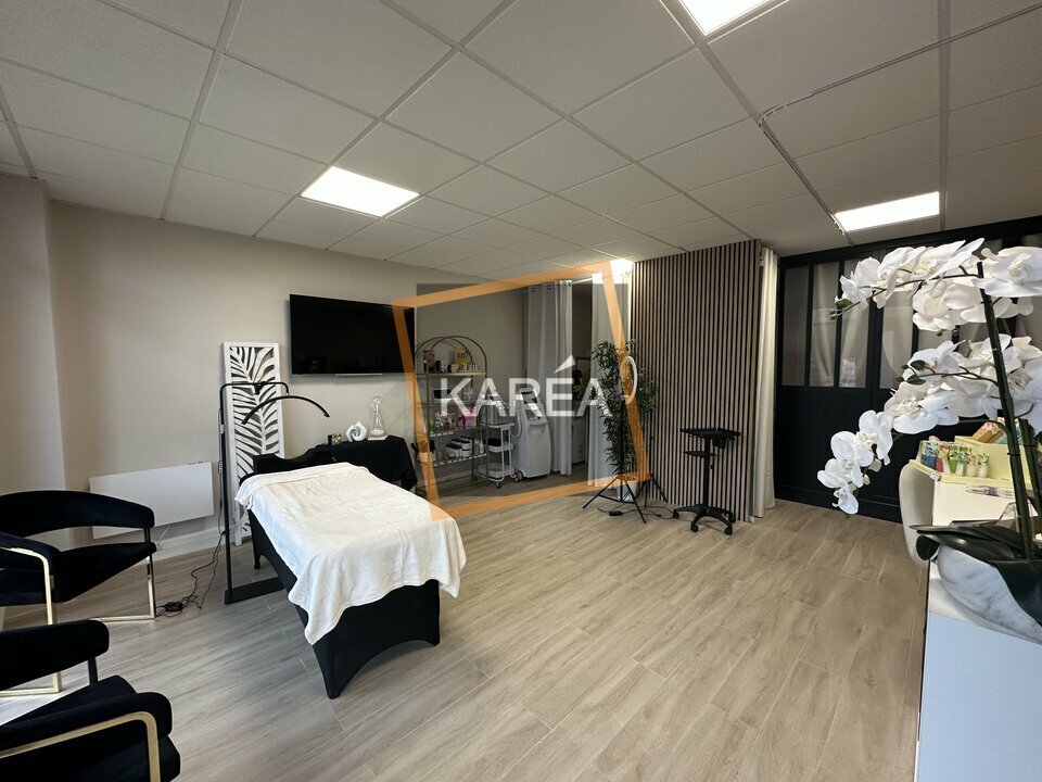 KAREA LOCATION-LOCAL COMMERCIAL-SERRIS-77
