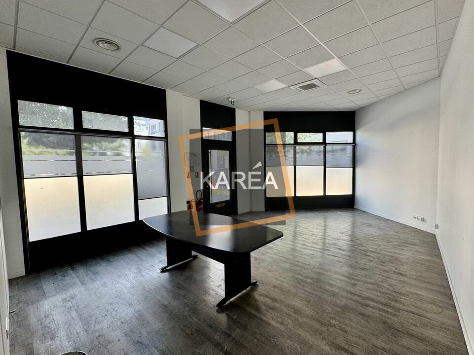 KAREA LOCATION-LOCAL COMMERCIAL-CHESSY-77