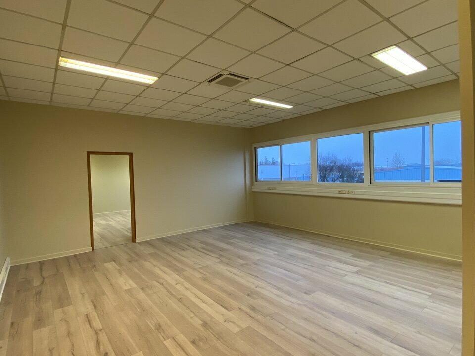 KAREA LOCATION-BUREAUX-QUINCY_VOISINS-77