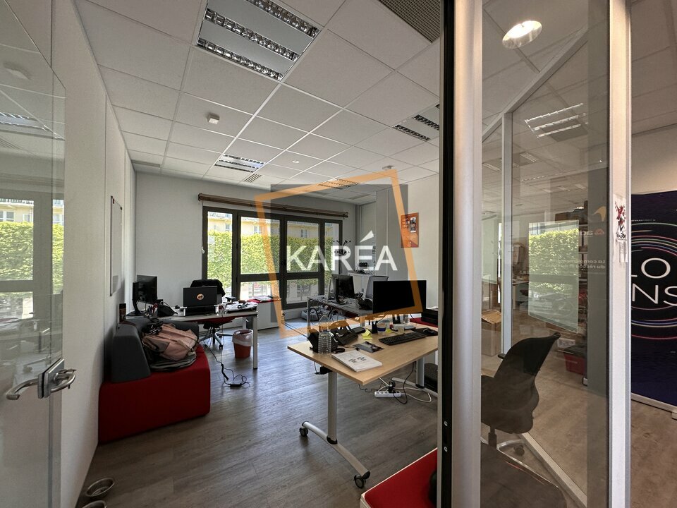 KAREA LOCATION-BUREAUX-CHESSY-77