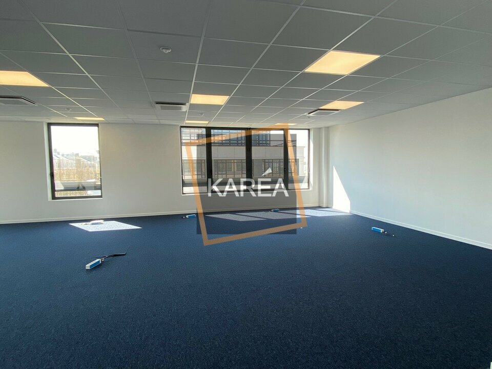 KAREA LOCATION-BUREAUX-CHESSY-77