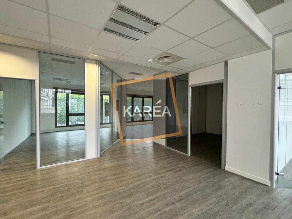 KAREA LOCATION-BUREAUX-CHESSY-77