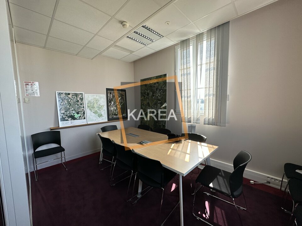 KAREA LOCATION-BUREAUX-CHESSY-77