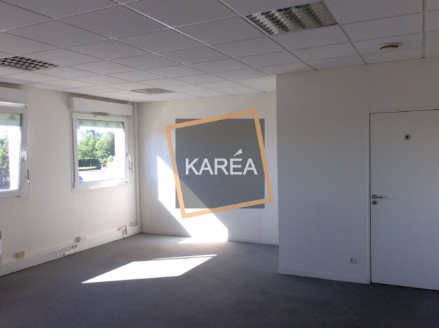KAREA LOCATION-BUREAUX-MAGNY_LE_HONGRE-77