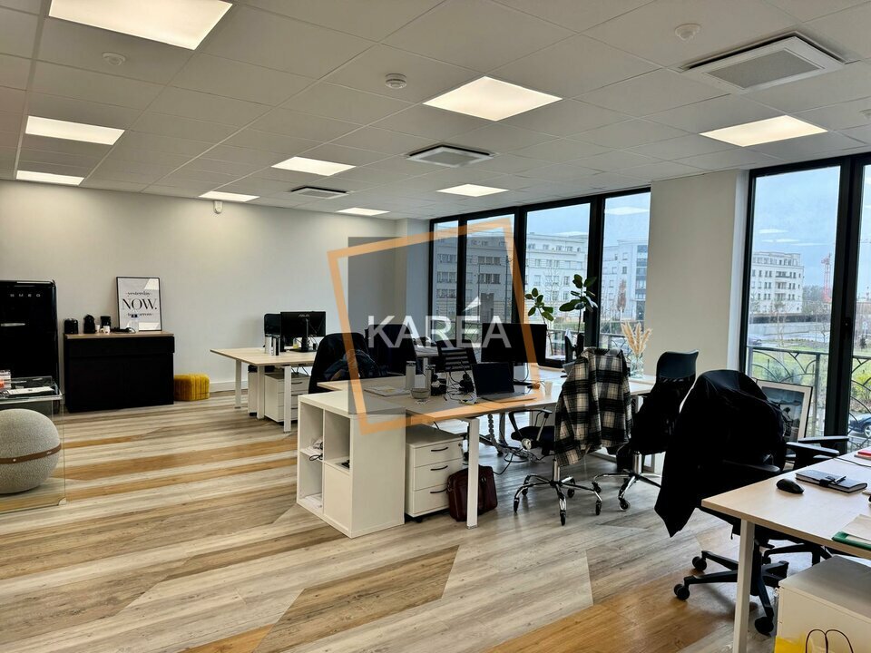 KAREA LOCATION-BUREAUX-CHESSY-77