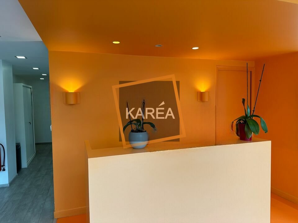 KAREA LOCATION-LOCAL COMMERCIAL-MEAUX-77