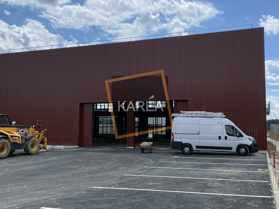 KAREA VENTE-LOCAL D'ACTIVITE-SAINT_PIERRE_DU_PERRAY-91