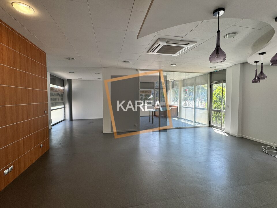 KAREA LOCATION-BUREAUX-SERRIS-77