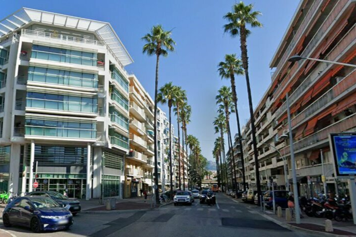 ACE IMMOBILIER VENTE-ENTREPOT-CAGNES_SUR_MER-06