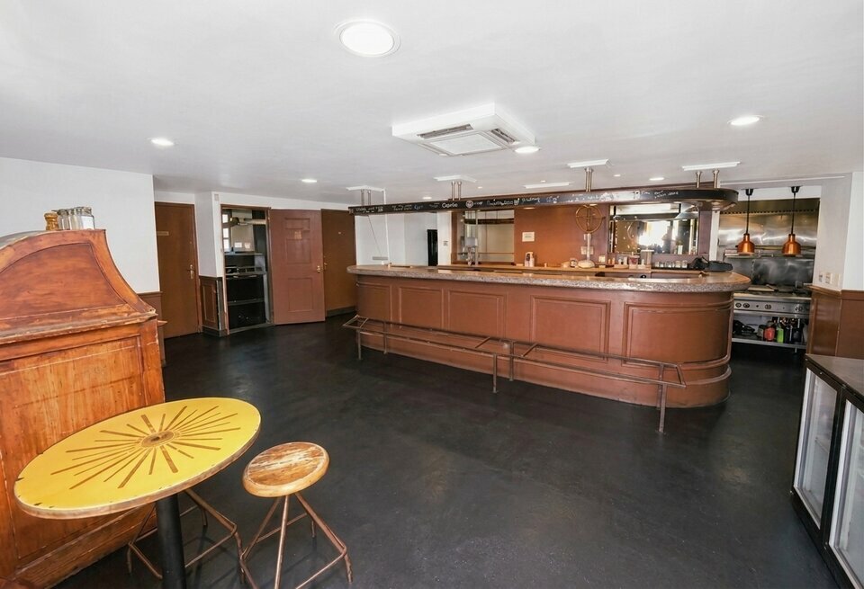ACE IMMOBILIER LOCATION-LOCAL COMMERCIAL-NICE-06