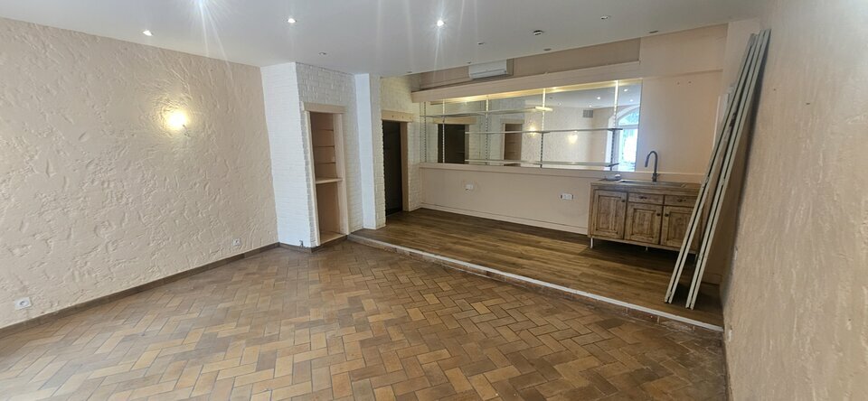 ACE IMMOBILIER LOCATION-LOCAL COMMERCIAL-ANTIBES-06