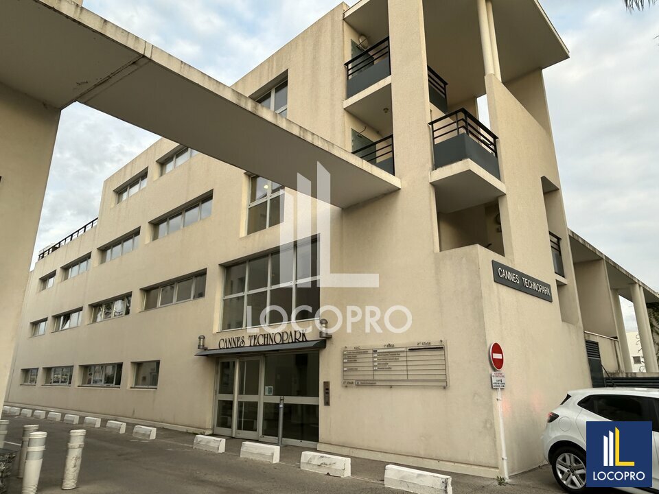LOCOPRO ALPES MARITIMES LOCATION-BUREAUX-CANNES_LA_BOCCA-06