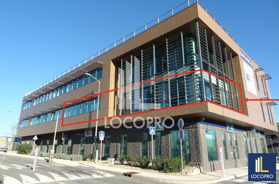 LOCOPRO ALPES MARITIMES LOCATION-BUREAUX-LES_ARCS-83