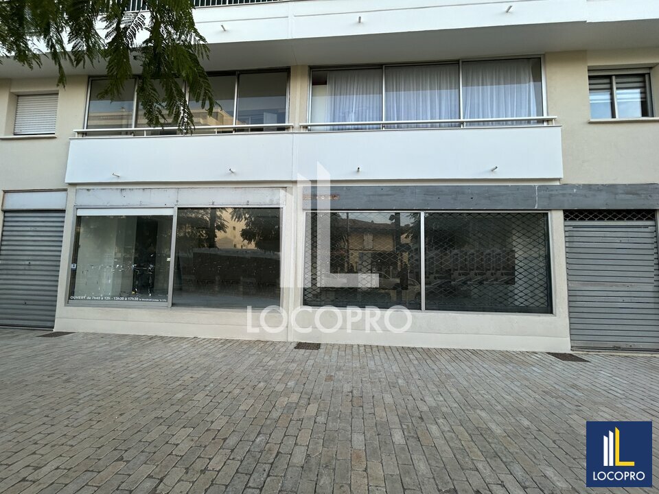 LOCOPRO ALPES MARITIMES LOCATION-LOCAL COMMERCIAL-CANNES_LA_BOCCA-06