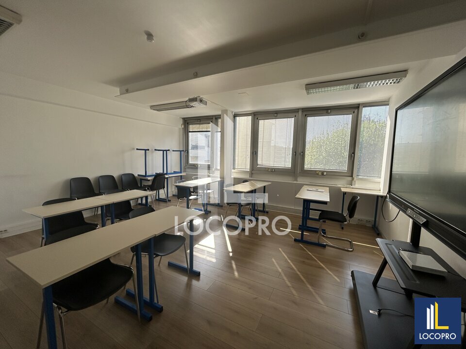 LOCOPRO ALPES MARITIMES LOCATION-BUREAUX-LE_CANNET-06