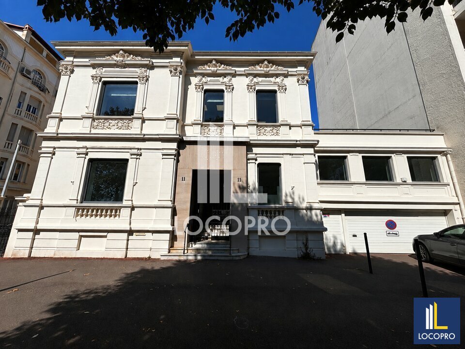 LOCOPRO ALPES MARITIMES LOCATION-LOCAL COMMERCIAL-ANTIBES-06