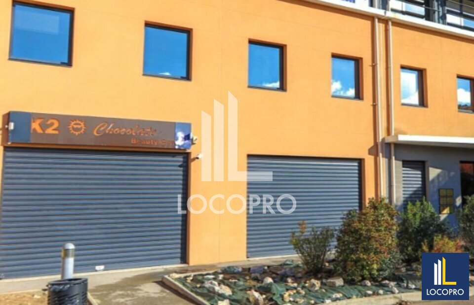 LOCOPRO BOUCHES DU RHONE LOCATION-LOCAL COMMERCIAL-AIX_EN_PROVENCE-13