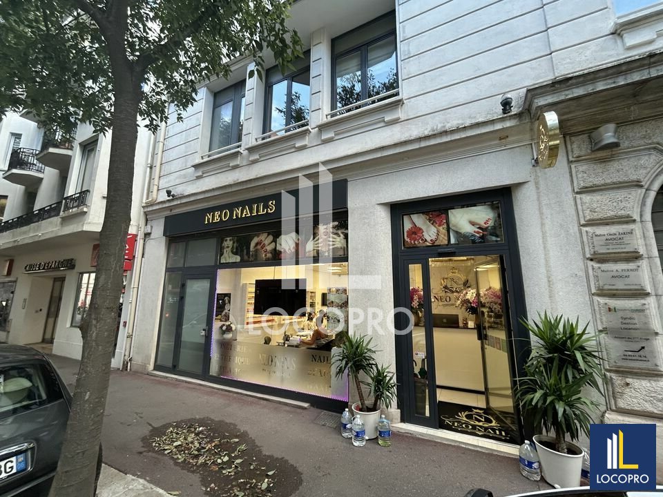 LOCOPRO ALPES MARITIMES LOCATION-LOCAL COMMERCIAL-ANTIBES-06
