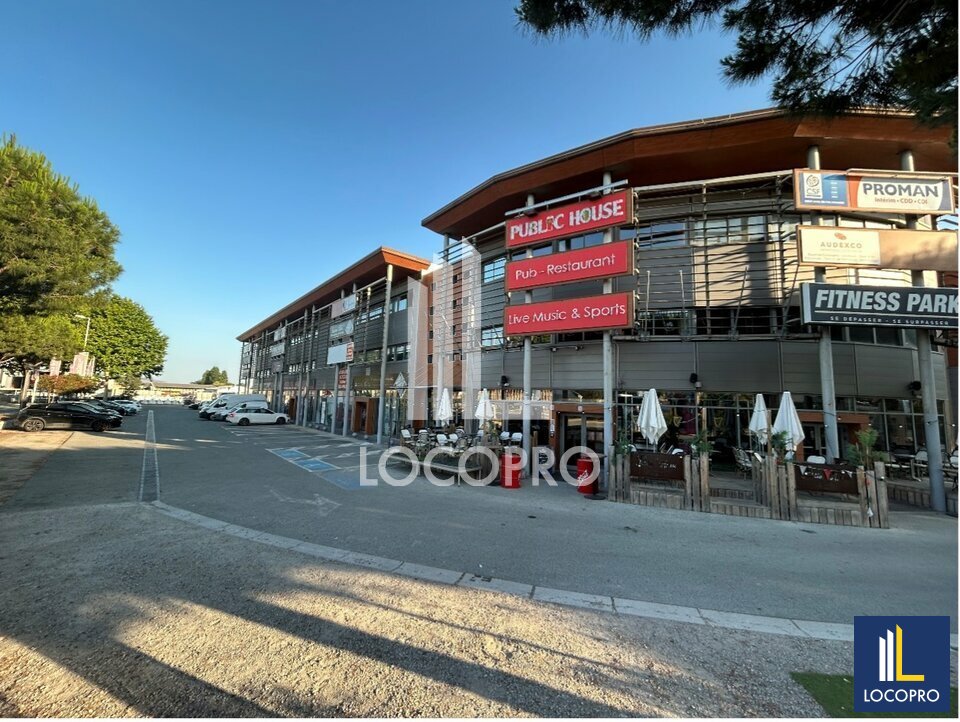 LOCOPRO ALPES MARITIMES LOCATION-LOCAL COMMERCIAL-FREJUS-83