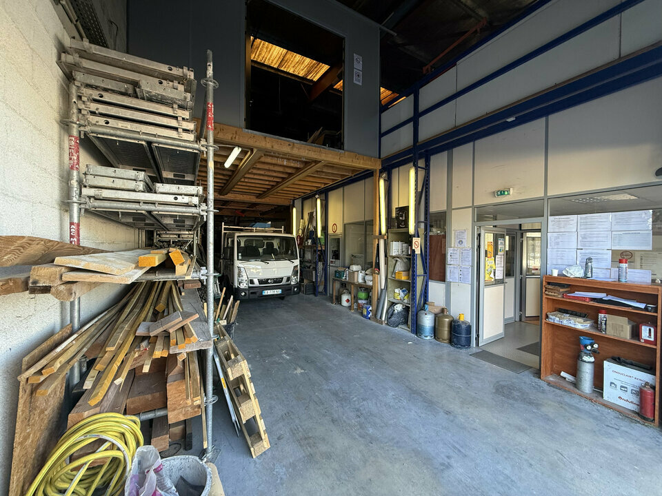 LOCOPRO ALPES MARITIMES LOCATION-LOCAL D'ACTIVITE-MOUGINS-06