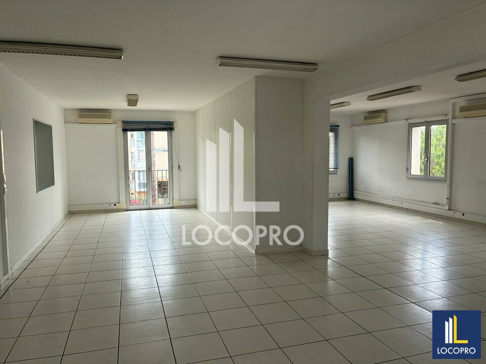 LOCOPRO ALPES MARITIMES LOCATION-BUREAUX-FREJUS-83