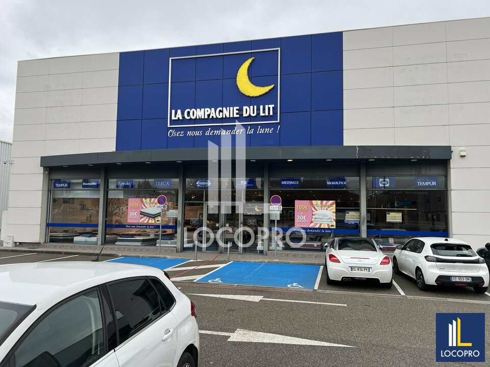 LOCOPRO BOUCHES DU RHONE LOCATION-LOCAL COMMERCIAL-LES_PENNES_MIRABEAU-13