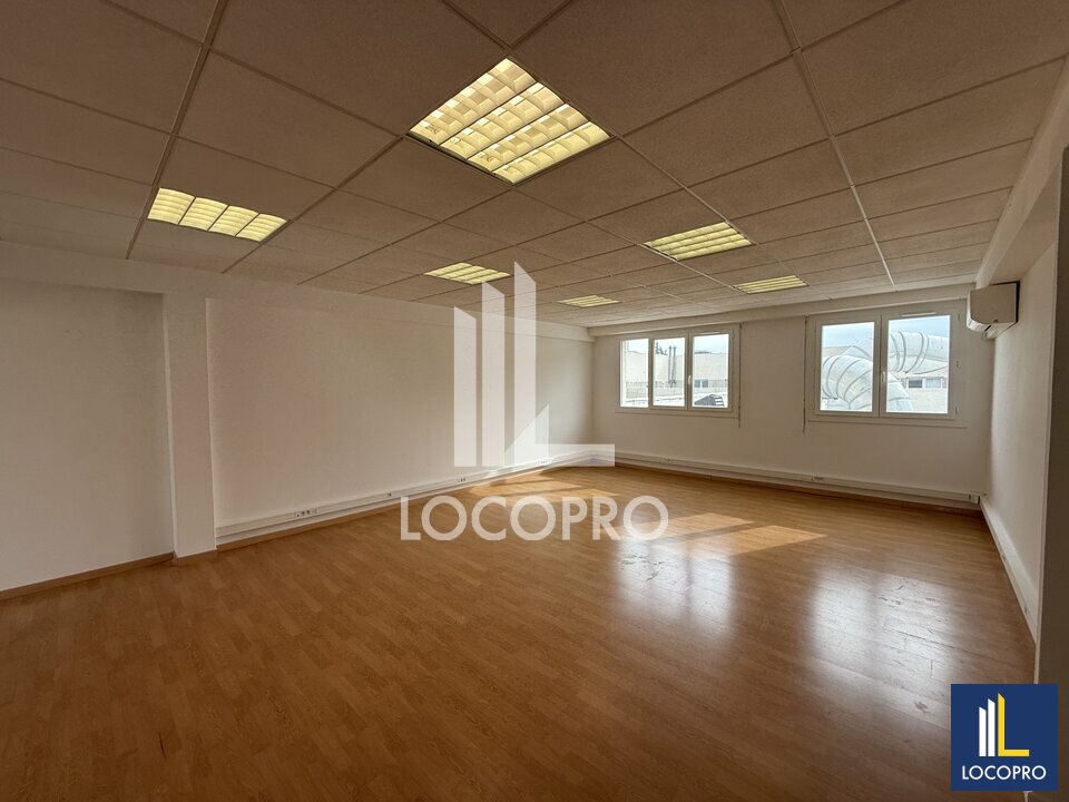 LOCOPRO ALPES MARITIMES LOCATION-BUREAUX-SAINT_LAURENT_DU_VAR-06