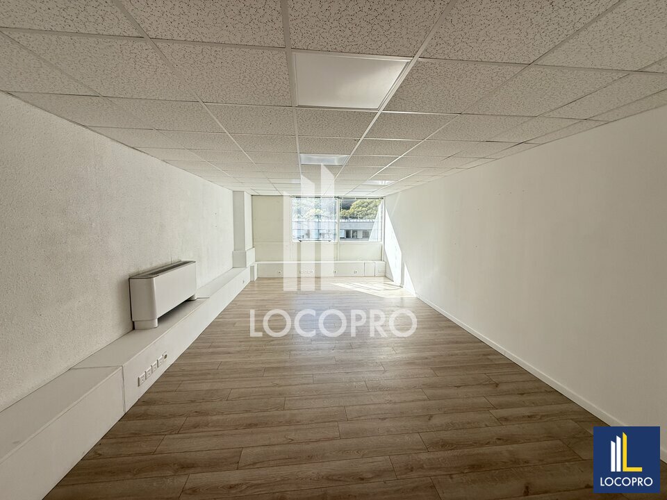 LOCOPRO ALPES MARITIMES LOCATION-BUREAUX-CARROS-06