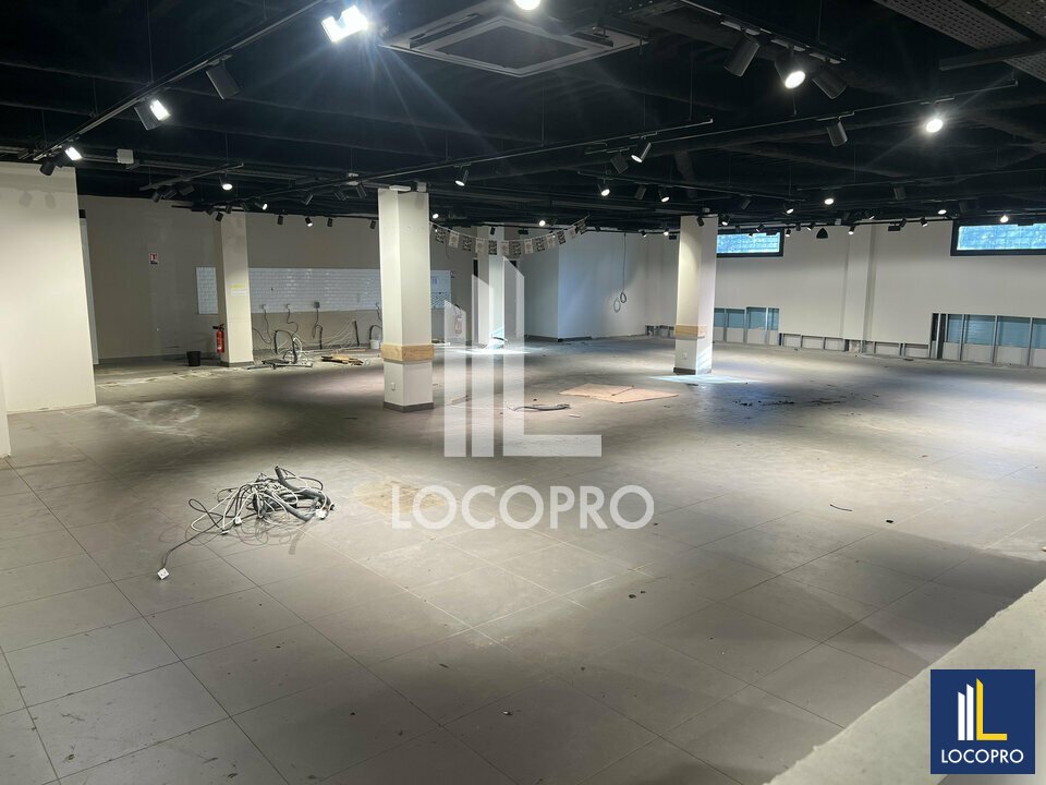LOCOPRO BOUCHES DU RHONE LOCATION-LOCAL COMMERCIAL-ISTRES-13