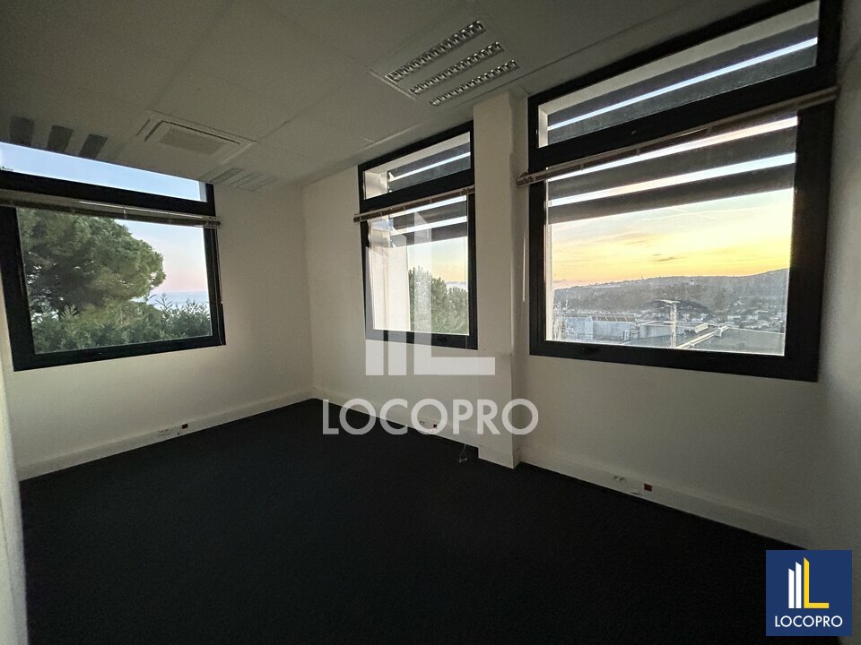 LOCOPRO ALPES MARITIMES LOCATION-BUREAUX-CAGNES_SUR_MER-06