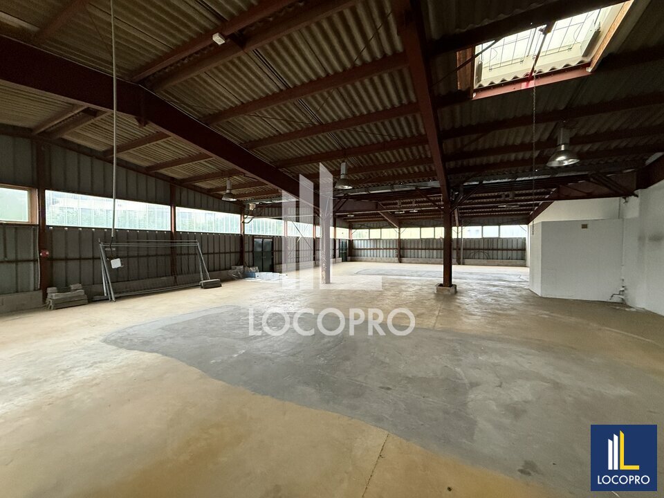 LOCOPRO ALPES MARITIMES LOCATION-LOCAL D'ACTIVITE-ANTIBES-06