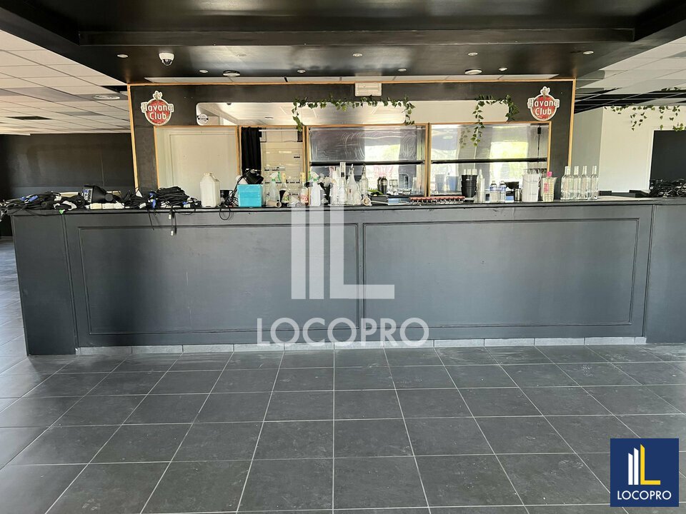 LOCOPRO BOUCHES DU RHONE LOCATION-LOCAL COMMERCIAL-AIX_EN_PROVENCE-13