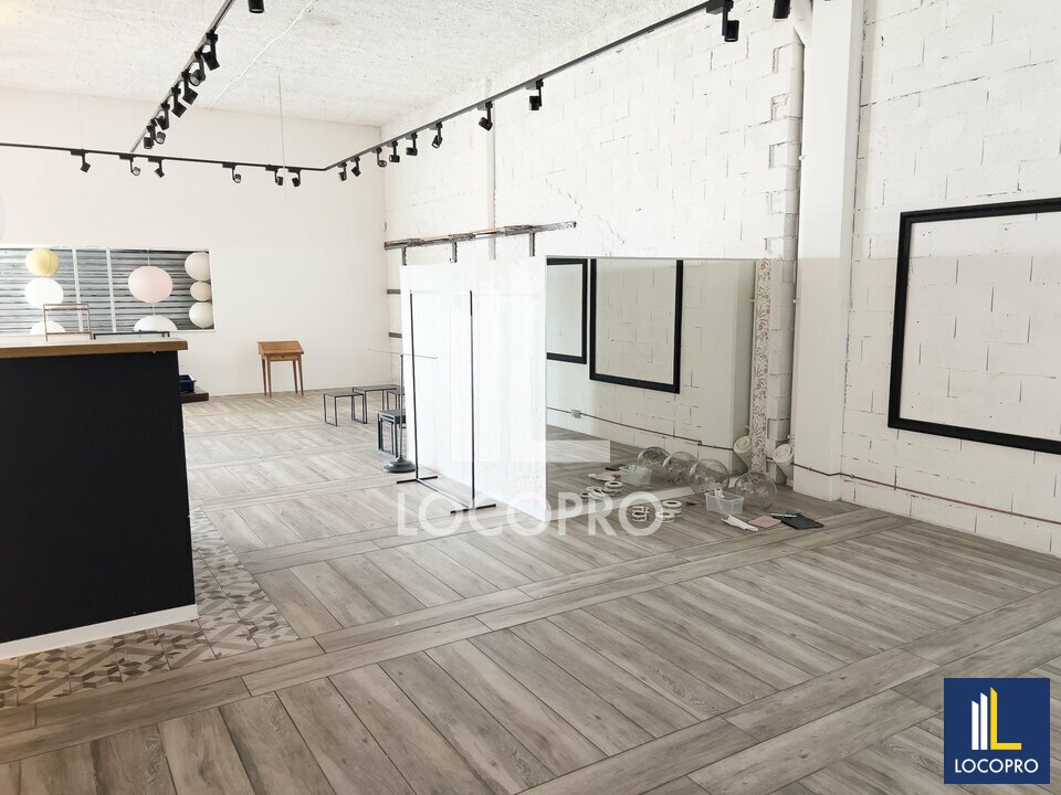 LOCOPRO BOUCHES DU RHONE LOCATION-LOCAL COMMERCIAL-VITROLLES-13