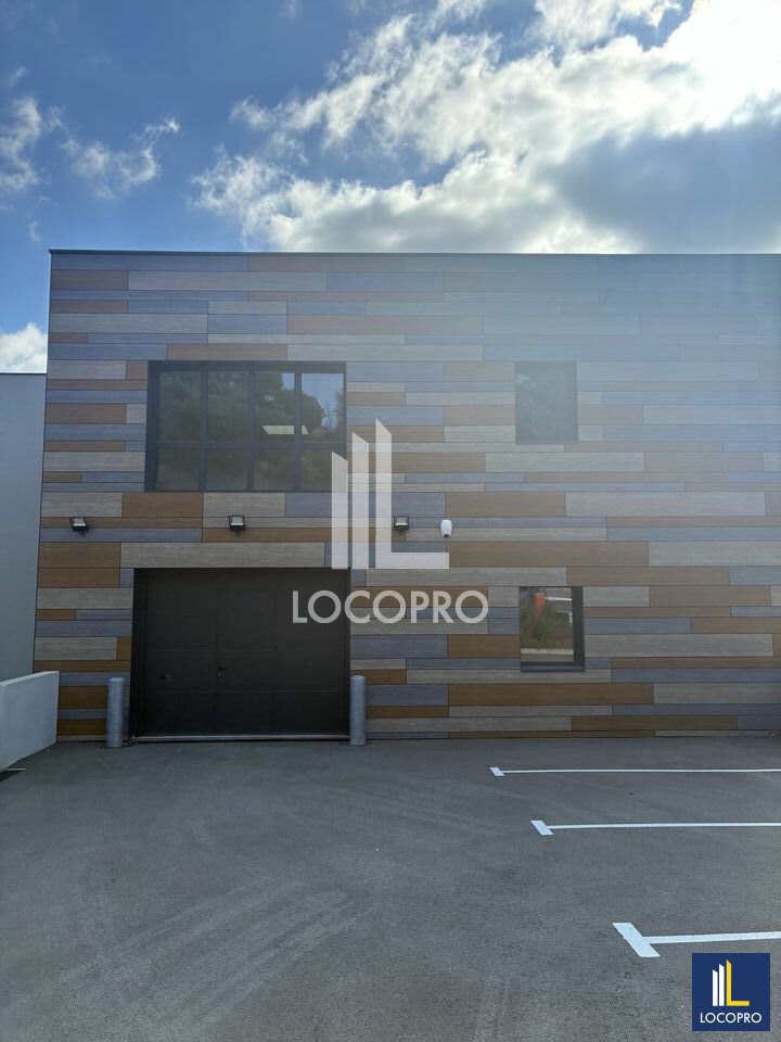 LOCOPRO ALPES MARITIMES VENTE-LOCAL D'ACTIVITE-FREJUS-83
