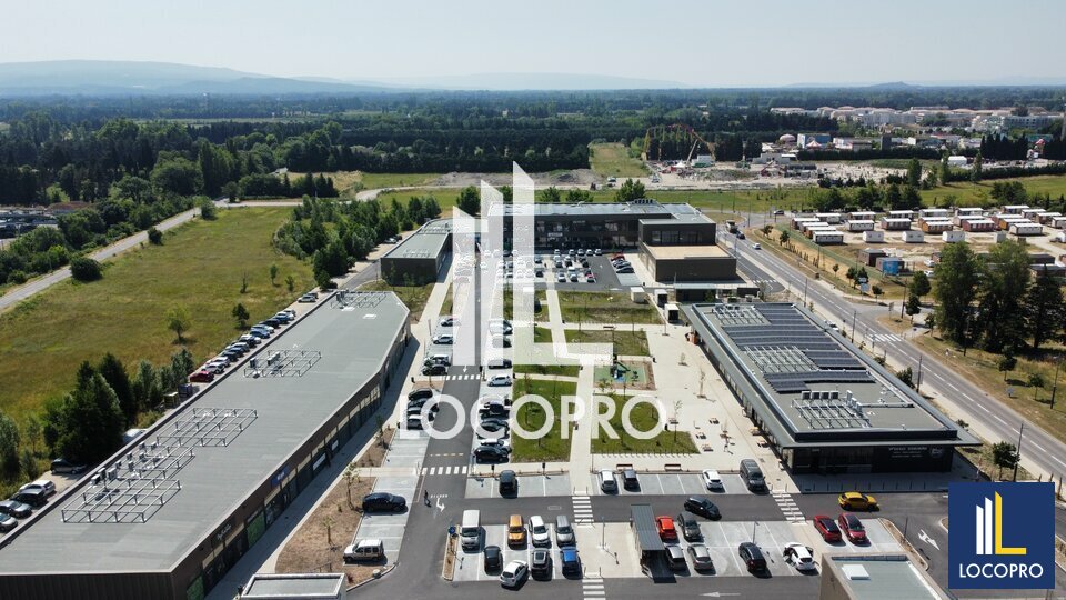 LOCOPRO BOUCHES DU RHONE LOCATION-LOCAL COMMERCIAL-MONTEUX-84