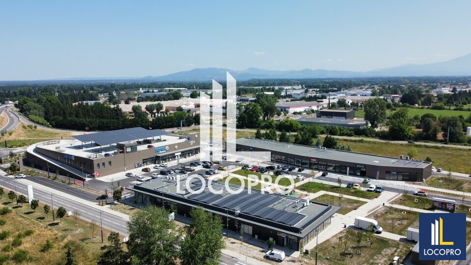 LOCOPRO BOUCHES DU RHONE LOCATION-LOCAL COMMERCIAL-MONTEUX-84