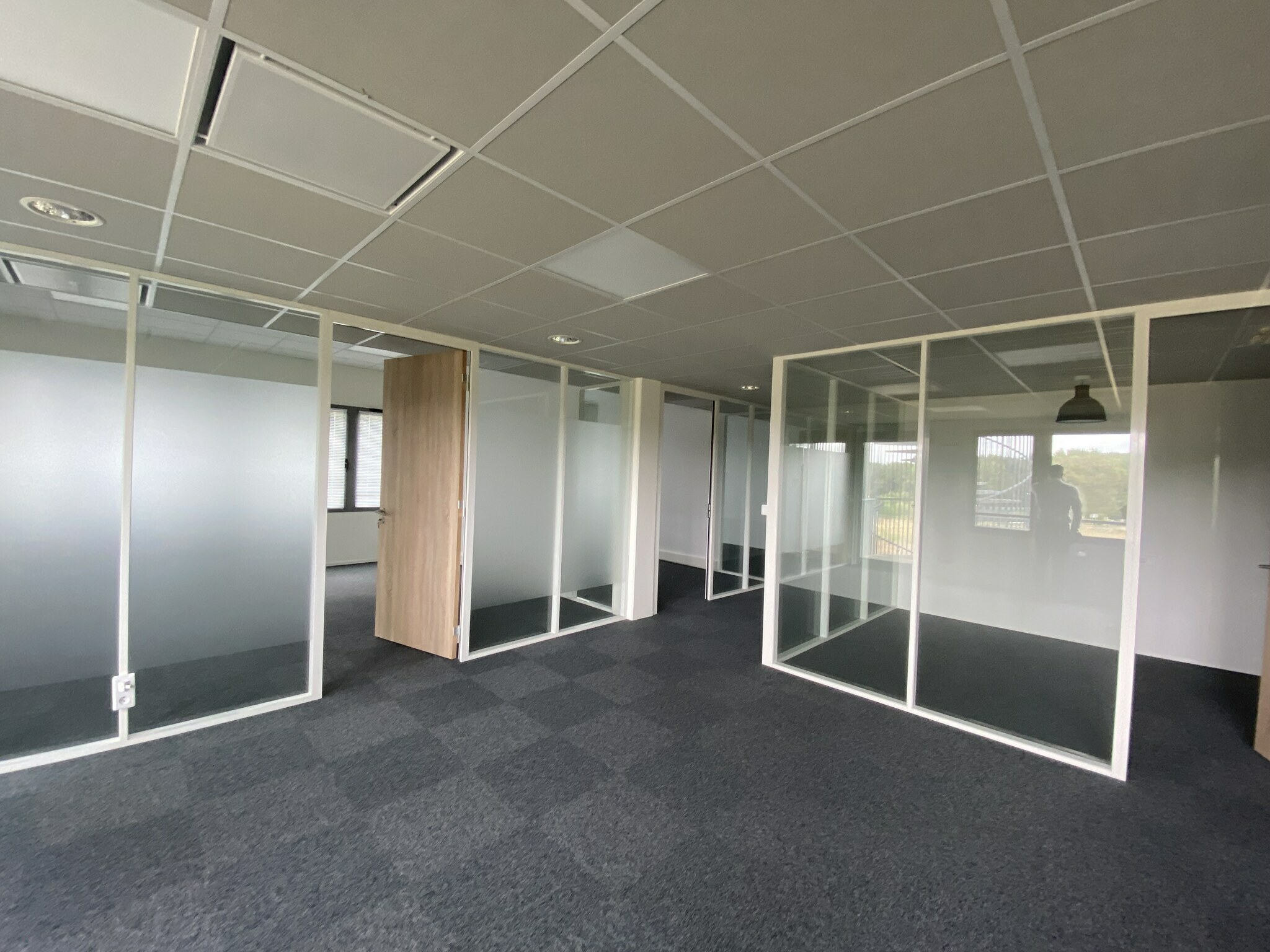 CLERVILLE LOCATION-BUREAUX-ORVAULT-44