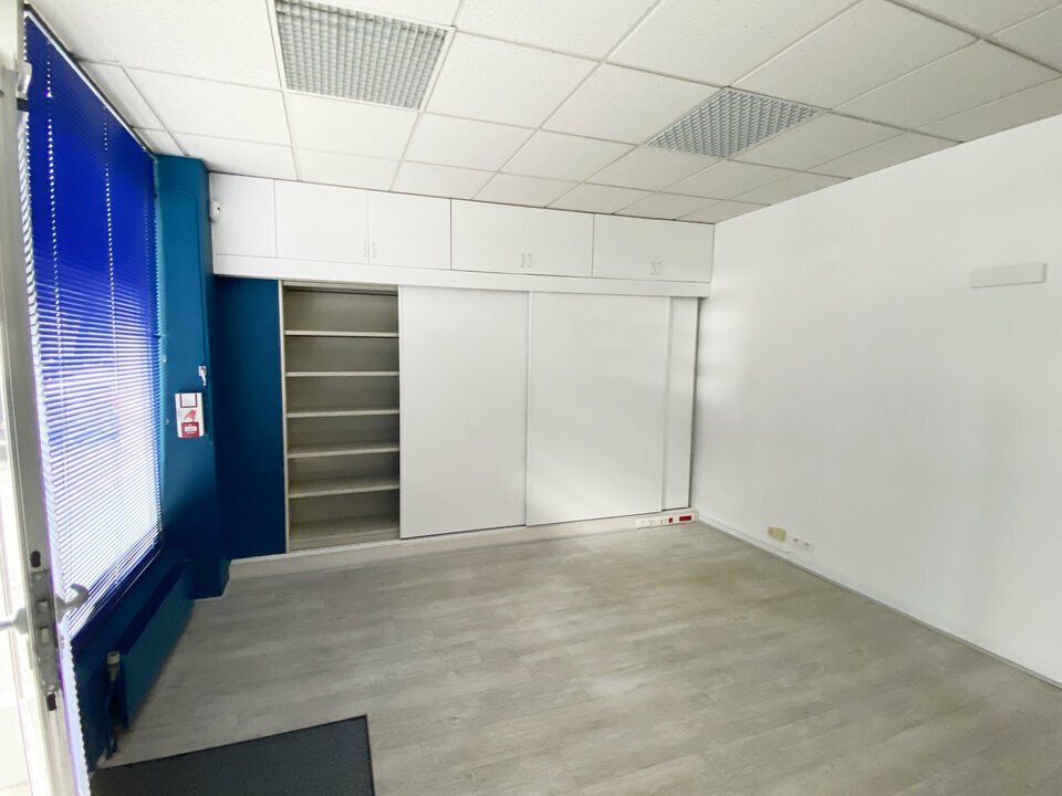 CLERVILLE VENTE-LOCAL COMMERCIAL-NANTES-44