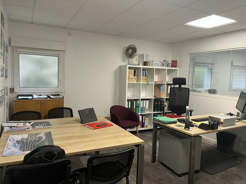 GIBOIRE NANTES LOCATION-BUREAUX-BOUGUENAIS-44