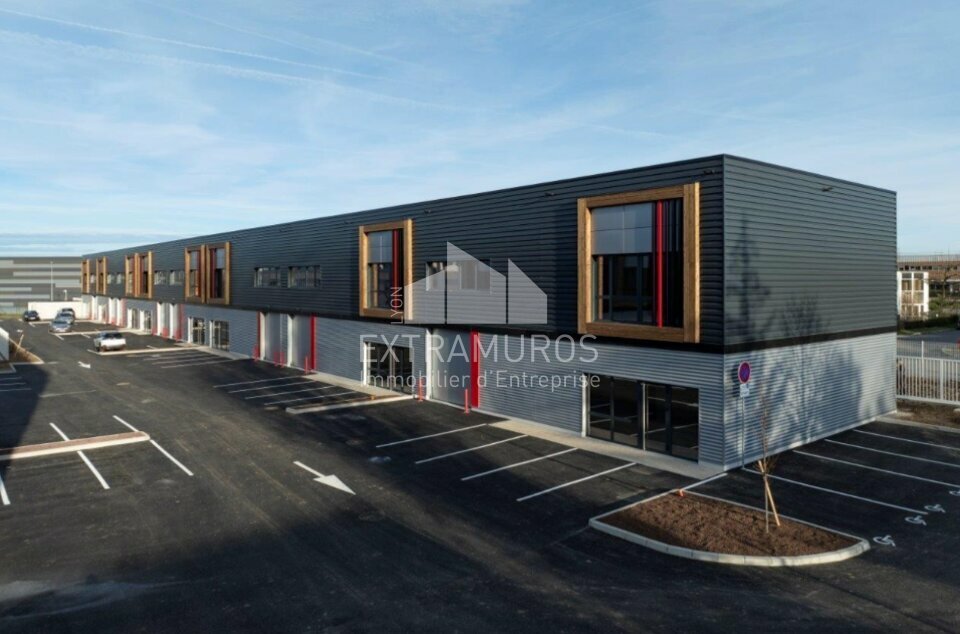 LYON EXTRAMUROS LOCATION-LOCAL D'ACTIVITE-SAINT_QUENTIN_FALLAVIER-38