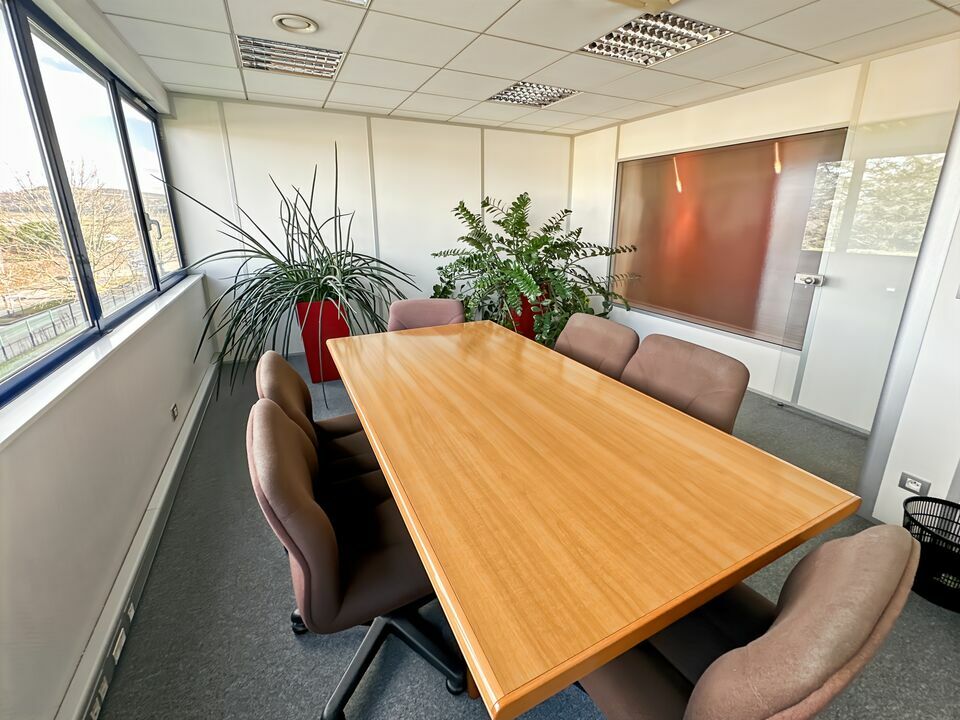 LYON EXTRAMUROS VENTE-BUREAUX-LA_TOUR_DE_SALVAGNY-69