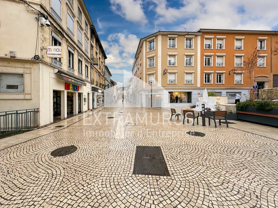 LYON EXTRAMUROS VENTE-LOCAL COMMERCIAL-BOURGOIN-JALLIEU-38