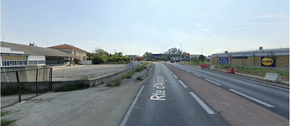 ARTHUR LOYD VAUCLUSE LOCATION-LOCAL COMMERCIAL-CHATEAURENARD-13