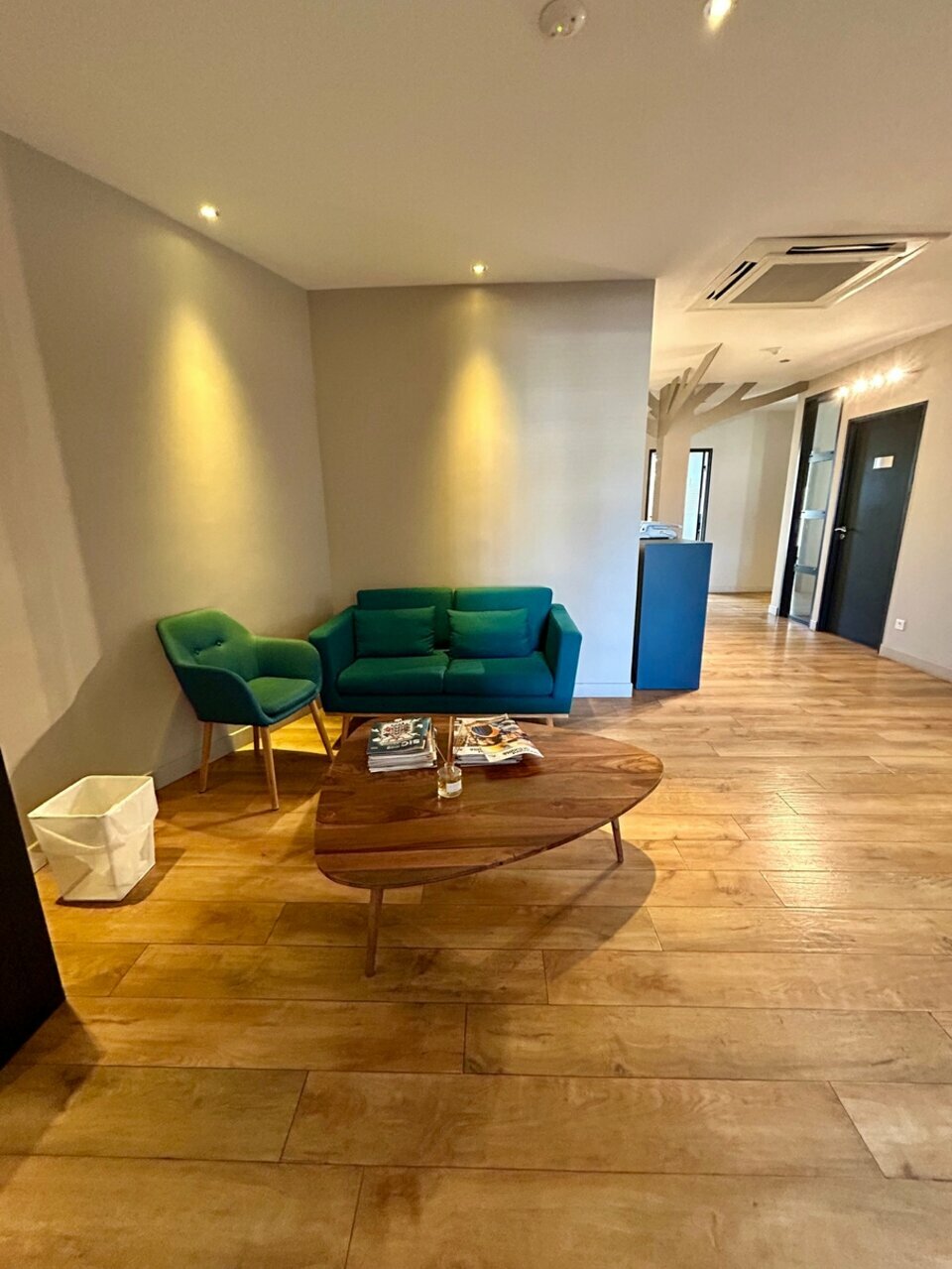 ARTHUR LOYD VAUCLUSE LOCATION-BUREAUX-LE_PONTET-84