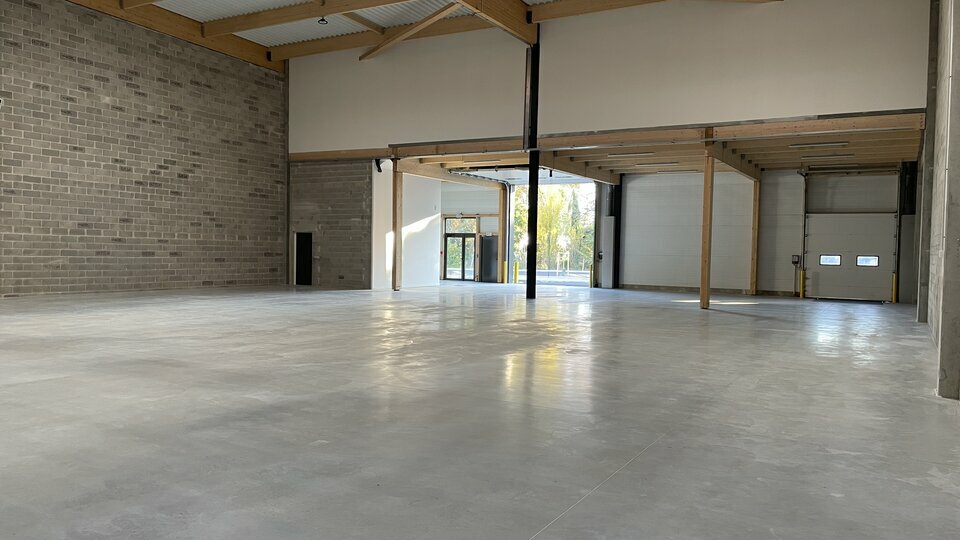 ARTHUR LOYD VAUCLUSE LOCATION-LOCAL D'ACTIVITE-CHATEAURENARD-13
