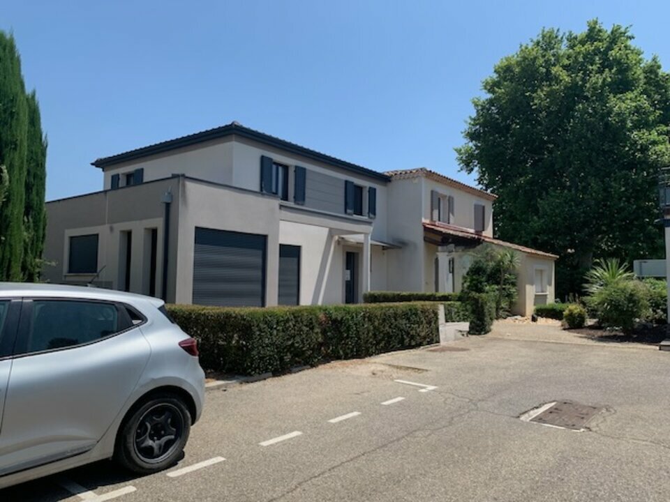 ARTHUR LOYD VAUCLUSE VENTE-BUREAUX-LE_PONTET-84