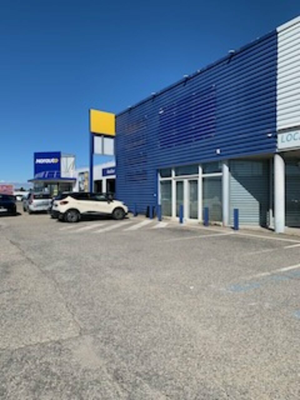 ARTHUR LOYD VAUCLUSE LOCATION-LOCAL COMMERCIAL-ORANGE-84