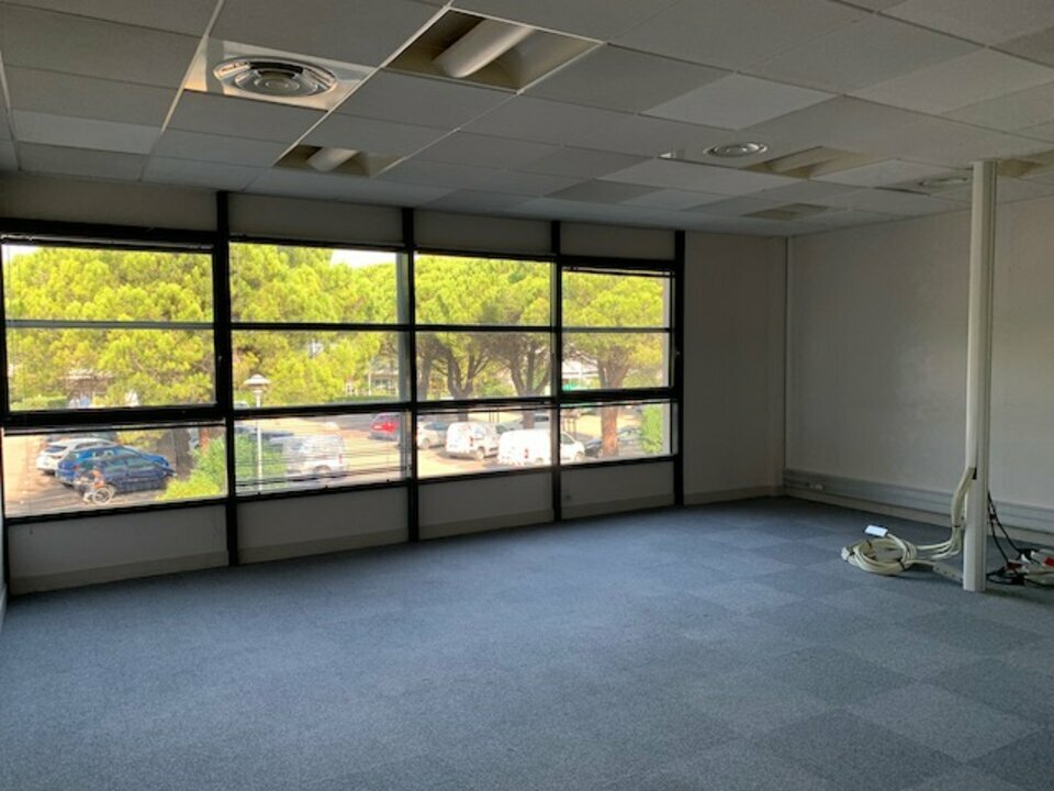 ARTHUR LOYD VAUCLUSE LOCATION-BUREAUX-AVIGNON-84